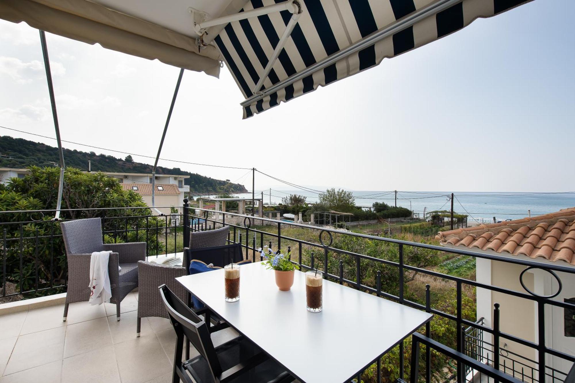 Ferienwohnung Barefoot Contessa Lourdata  Exterior foto